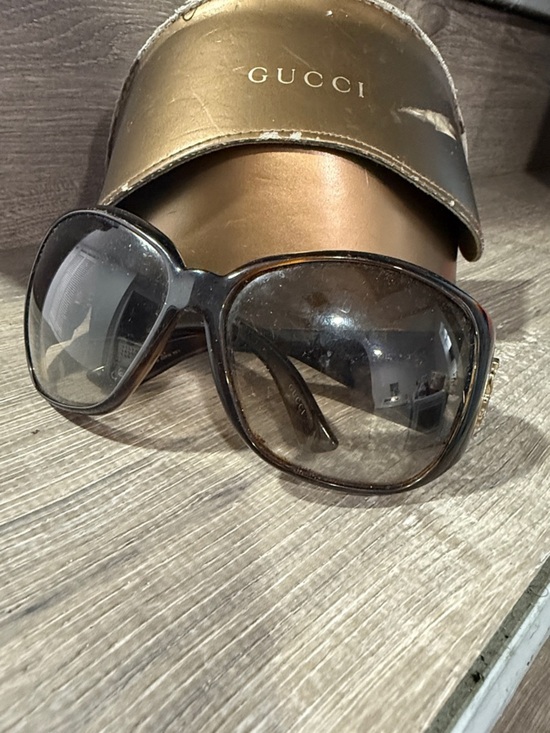 Gucci Accessories - Gucci Oversized Brown Gradient Women's Sunglasses with Gold Accent